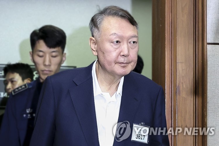 윤대진 前검사장 "형에 내가 변호사 소개"…尹에 유리한 증언 | 연합뉴스
