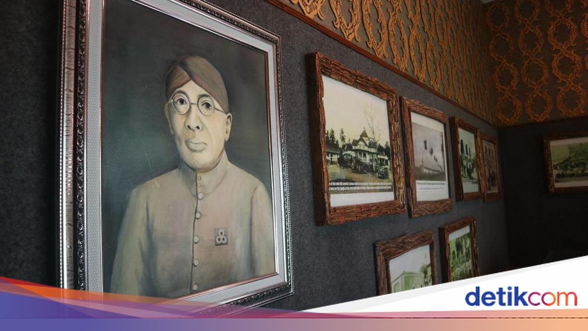 Kisah Raja Kretek Asal Kudus, Sebar Brosur Rokok dari Langit