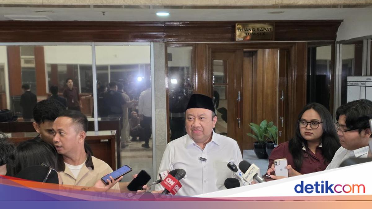 Polemik Gibran, Komisi X DPR Sebut RI Tak Punya Regulasi Penyetaraan Ijazah LN