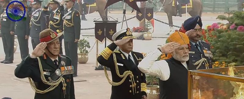 Prime Minister Narendra Modi pays tributes to martyrs at Amar Jawan Jyoti. (Photo: Screengrab)