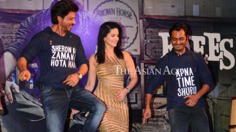 SRK, Nawaz, Sunny shake a leg at Raees-themed success event