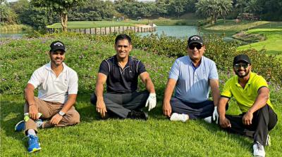 Mahendra Singh Dhoni plays golf on his break-time - The Asian Age