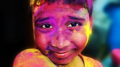 Dangerous Side Effects Of Holi Colours