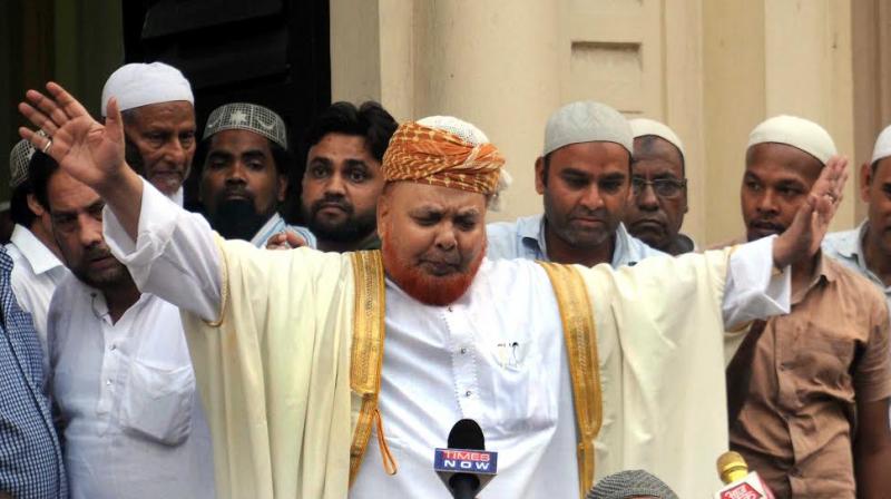 Shahi imam of Tipu Sultan Masjid Noor-ur Rahman Barkati at a press meet in Kolkata. (Photo: Abhijit Mukherjee) Shahi imam of Tipu Sultan Masjid Noor-ur Rahman Barkati at a press meet in Kolkata. (Photo: Abhijit Mukherjee)