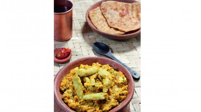Sukhi Arbi with Jeera Paratha