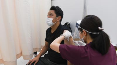 Japan overtakes US on vaccination after starting months later