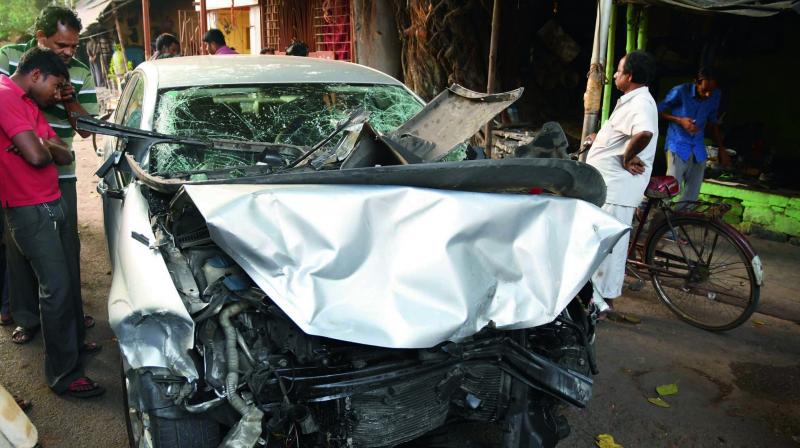 The Volkswagen first rammed into a bus and then ploughed over several predestrians.	 (Photo: Asian Age)
