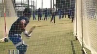 Watch Mahendra Singh Dhoni start training - The Asian Age