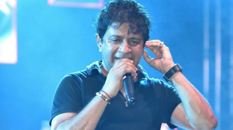 Bollywood playback singer Krishnakumar Kunnath, popularly known as KK during his performance, at Nazrul Mancha in Kolkata, Tuesday, May 31, 2022. The singer passed away after being rushed to CMRI Hospital in the city where he was declared dead on arrival. (PTI Photo)
