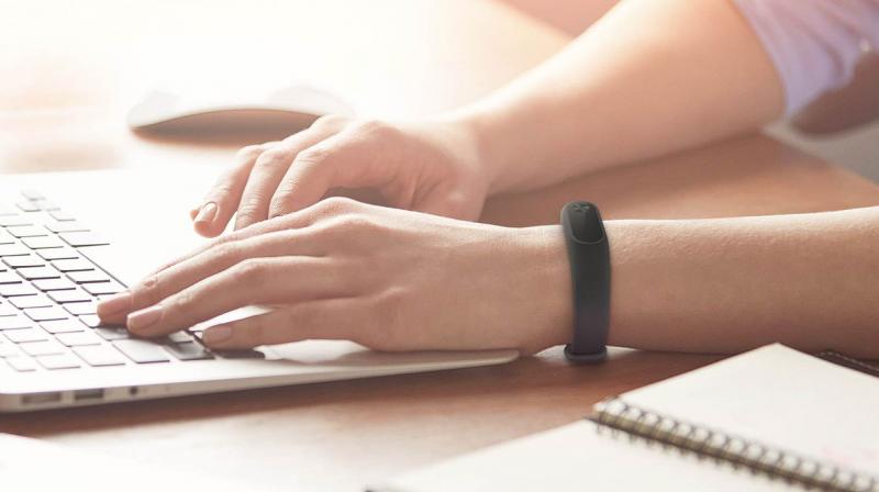 5 affordable smartbands as good as smartwatches