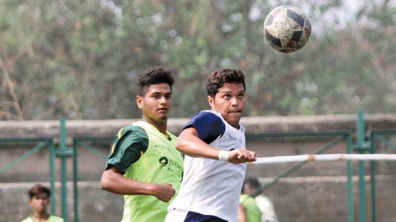 Player of the match Neil brought Jai Hind into the game by scoring two goals in the 61st and 68th minutes to complete a hat-trick. Dnyaneshwar Janitwar eventually had the final say in the proceedings, slotting in two late goals. Player of the match Neil brought Jai Hind into the game by scoring two goals in the 61st and 68th minutes to complete a hat-trick. Dnyaneshwar Janitwar eventually had the final say in the proceedings, slotting in two late goals.