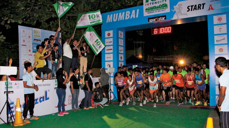 In the veterans men, Nanda Shetty who has participated in his 260 th athletic event crossed the finish line first with timings of 38 minutes 38 seconds followed by Ashutosh Rai and Arindam Das.