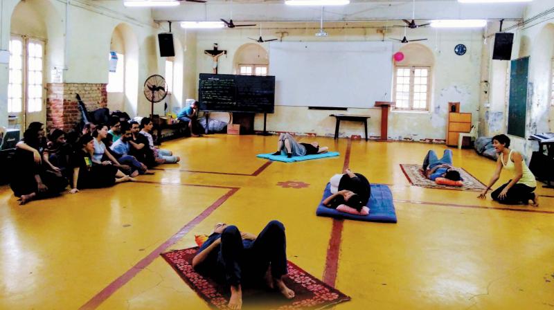 An experimental choral concert will have the audience explore the meaning of intimacy in a more sensorial way.