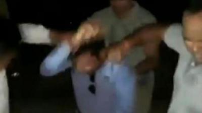 4 railway policemen booked for thrashing journalist in UP