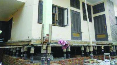 Pune House Made Taller By 3 5 Feet To Prevent Flooding
