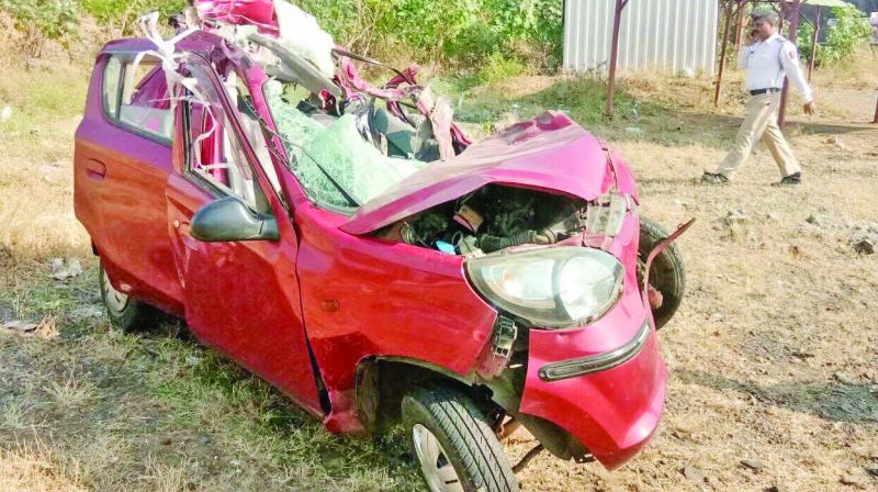 The family was returning to Mumbai from Satara. The family was returning to Mumbai from Satara.