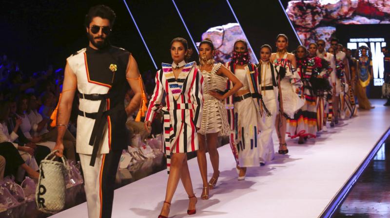 Models adorn traditional designs at Pakistan Fashion Week