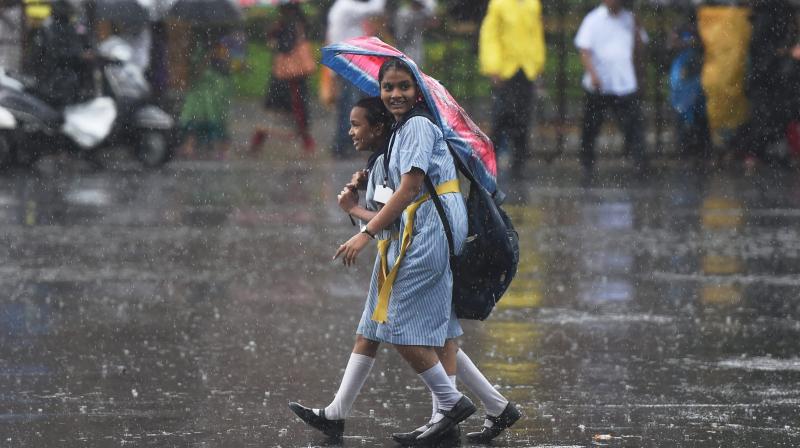 Mumbai deluge: Maximum city in turmoil as heavy rains continue