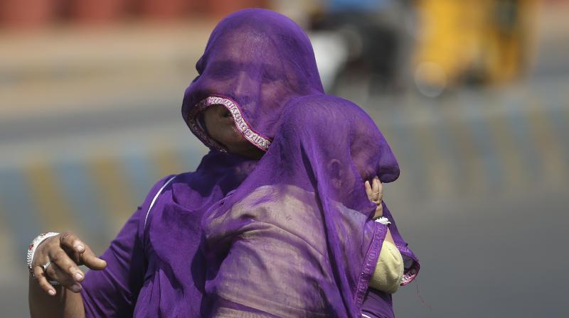 India awaiting monsoons: Mercury at its peak