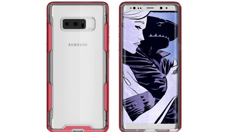 The dual camera setup is set for providing higher optical zoom levels, which results in clear photos of the subject along with natural colours and contrasts.