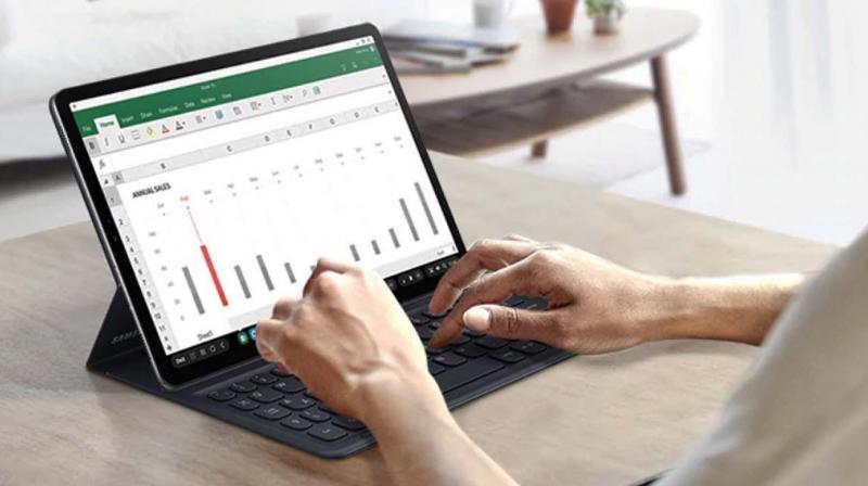 Samsung seems to have thought so too, when it designed its latest tablet PC, the Galaxy S5e. Samsung seems to have thought so too, when it designed its latest tablet PC, the Galaxy S5e.