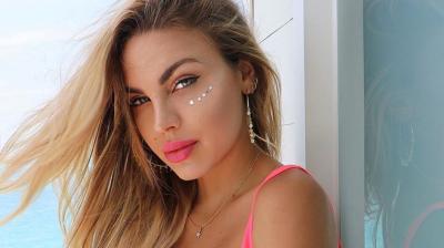 Here S All You Need To Know About Latest Internet Sensation Alice Fabbrica