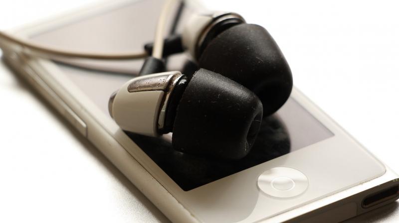 AAC or Advanced Audio Coding is the current standard in the world of digital audio as it tries to retain the original quality while reducing digital file sizes.(Photo: Pixabay)