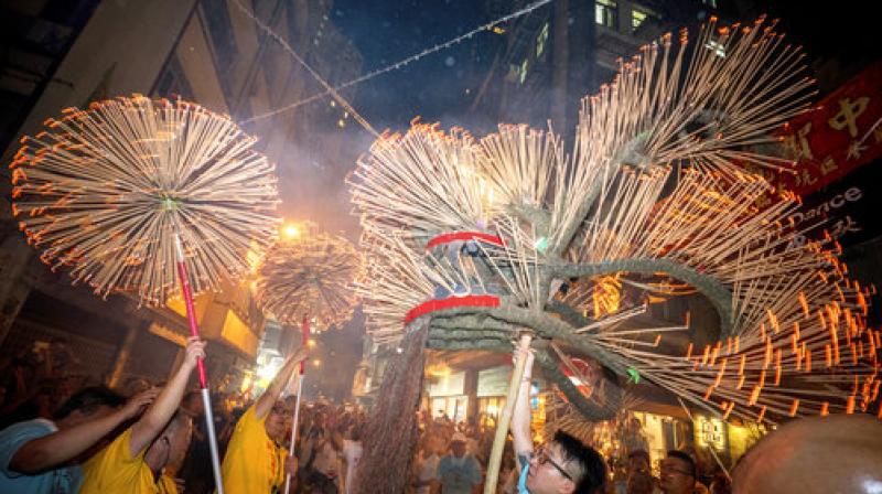 Hong Kong: Tai Hang villagers bring to life centuries-old fire dragon dance ritual