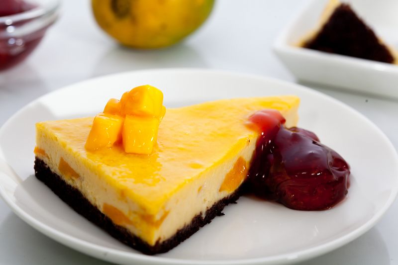 Mango Brownie and Cheesecake