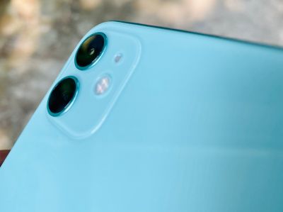 Apple Iphone 11 Review Beautifully Unapologetically Apple