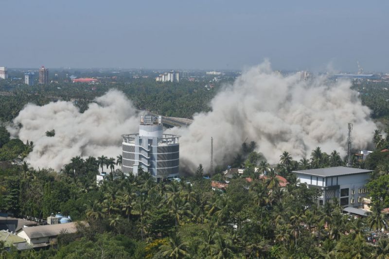 Maradu Flats Demolition in pictures