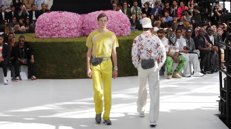 Models wear creations as part of Dior Men's Spring-Summer 2019 fashion collection presented in Paris, Saturday June 23, 2018. (Photo: AP) Models wear creations as part of Dior Men's Spring-Summer 2019 fashion collection presented in Paris, Saturday June 23, 2018. (Photo: AP)