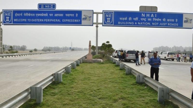 There are 8 solar power plants on this expressway having a capacity of 4000-kilo watt. (Photo: PTI) There are 8 solar power plants on this expressway having a capacity of 4000-kilo watt. (Photo: PTI)
