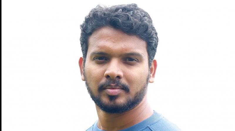 Everything about this Kochi-based singer-composer is unassuming, just like his songs. For Unni, singing or composing should come natural and should follow some strict rules or styles. Everything about this Kochi-based singer-composer is unassuming, just like his songs. For Unni, singing or composing should come natural and should follow some strict rules or styles.