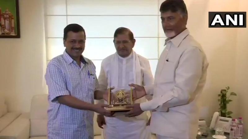 The two chief ministers and LJD chief Sharad Yadav met at Andhra Pradesh Bhavan in New Delhi. (Photo: ANI/Twitter) The two chief ministers and LJD chief Sharad Yadav met at Andhra Pradesh Bhavan in New Delhi. (Photo: ANI/Twitter)