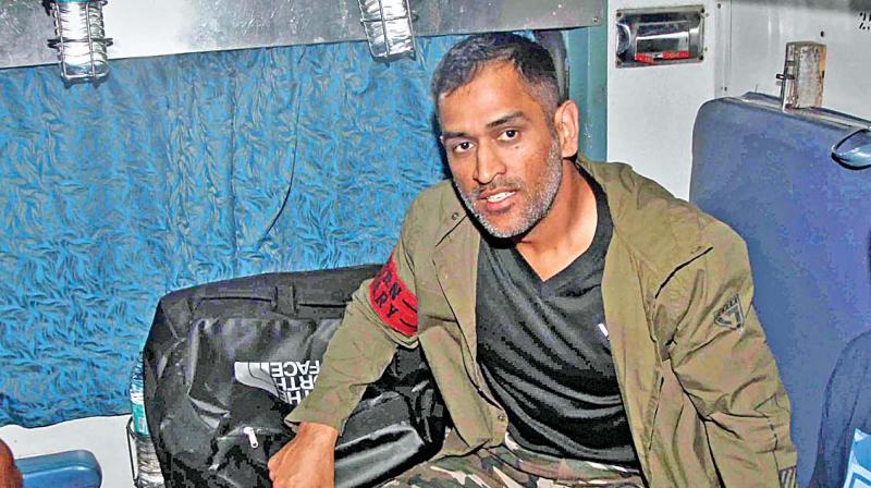 MS Dhoni MS Dhoni