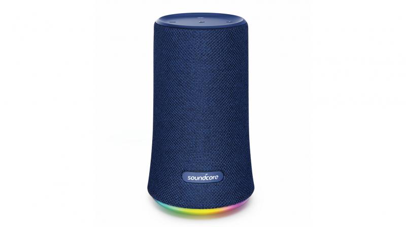 The IPX7 protection helps the speaker withstand submersion in water. The IPX7 protection helps the speaker withstand submersion in water.