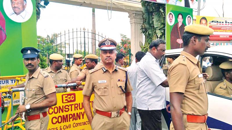 City Police Commissioner A.K. Viswanathan monitors the security operations outside the AIADMK meeting venue on Tuesday. (Photo: DC) City Police Commissioner A.K. Viswanathan monitors the security operations outside the AIADMK meeting venue on Tuesday. (Photo: DC)