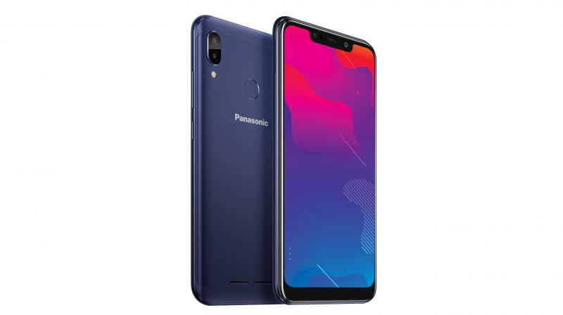 The Eluga Z1 and Z1 Pro are integrated with a 13MP+2MP AI-powered dual rear camera and 8MP AI-powered front camera with flash. The Eluga Z1 and Z1 Pro are integrated with a 13MP+2MP AI-powered dual rear camera and 8MP AI-powered front camera with flash.