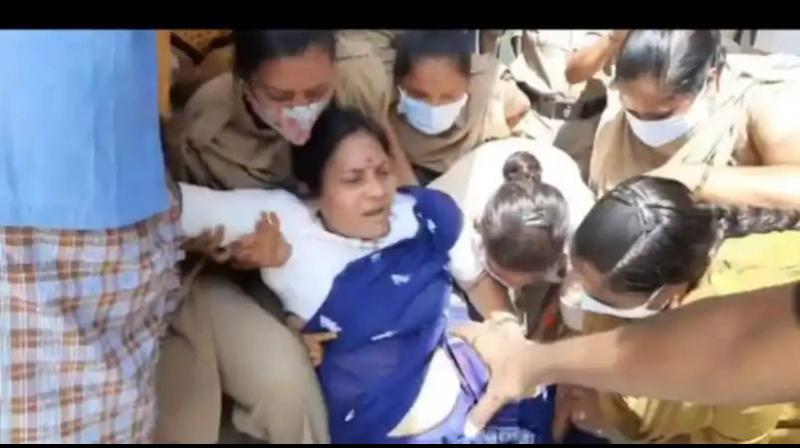 A heated argument took place between Indira Shoban and police officials, who forcibly took her into custody and shifted her to the ACP office in Huzurabad town.  DC Image