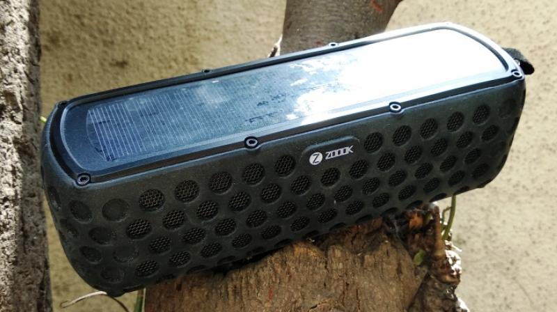 The device uses APT-X chip HD lossless audio technology to generate 3D stereo sound. The device uses APT-X chip HD lossless audio technology to generate 3D stereo sound.
