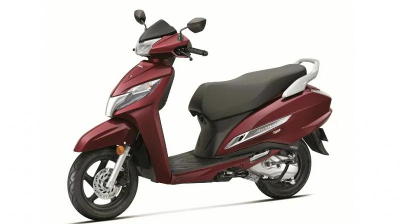 Recently, Honda unveiled its first BS6-compliant model in the form of the new Honda Activa 125. Recently, Honda unveiled its first BS6-compliant model in the form of the new Honda Activa 125.
