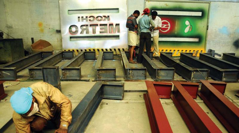 Construction of barricade boards in progress at a workshop in Pallikkara. (Photo: DC FILE) Construction of barricade boards in progress at a workshop in Pallikkara. (Photo: DC FILE)