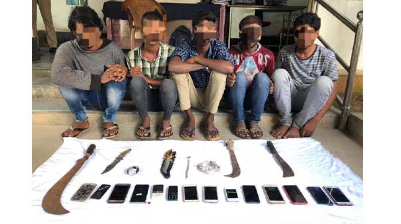 The five member gang arrested by Bommanahalli Police Image: DC The five member gang arrested by Bommanahalli Police Image: DC