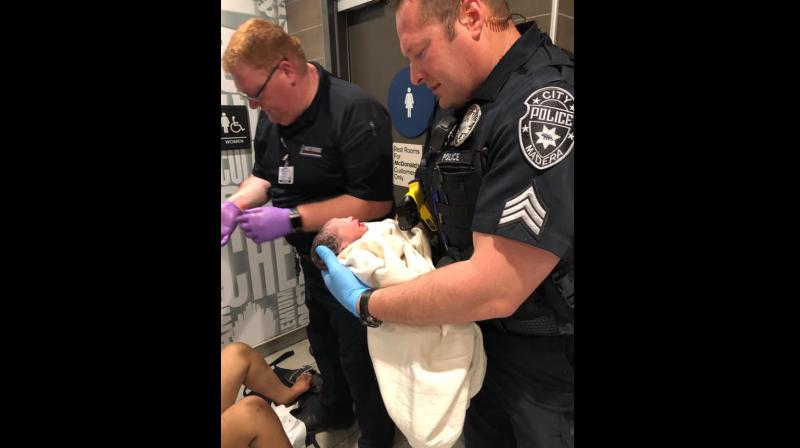 So they helped deliver the baby at the fast food restaurant, ushering into the world a healthy baby boy. (Photo: Facebook) So they helped deliver the baby at the fast food restaurant, ushering into the world a healthy baby boy. (Photo: Facebook)