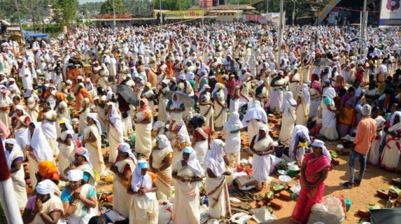 Devotees offering pongala during the annual festival at the Attukal Bhagavathy temple in Thiruvananthapuram.(Representative Image) (Photo: PTI)