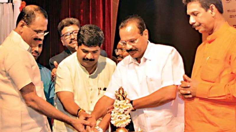 Union Minister D.V. Sadanada Gowda launches city gas distribution project in Mangaluru on Thursday – DC Union Minister D.V. Sadanada Gowda launches city gas distribution project in Mangaluru on Thursday – DC