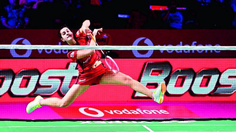 Carolina Marin of Hyderabad Hunters plays a shot during her trump match against Sun Ji Hyun of Delhi Dashers in their Premier Badminton League semifinal at the GMC Balayogi Stadium in Hyderabad on Friday night. (Photo: DC) Carolina Marin of Hyderabad Hunters plays a shot during her trump match against Sun Ji Hyun of Delhi Dashers in their Premier Badminton League semifinal at the GMC Balayogi Stadium in Hyderabad on Friday night. (Photo: DC)