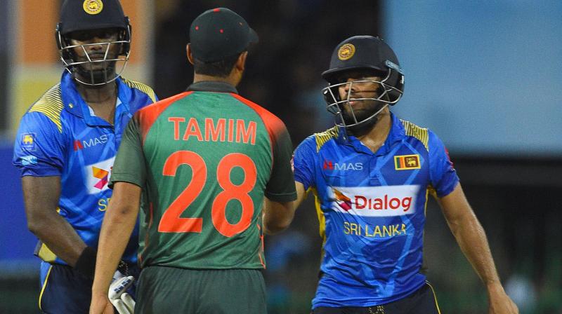 Choosing to bat after winning the toss, Sri Lanka made 294 for eight in 50 overs, riding on the innings of Angelo Mathews. He was well backed by Kusal Mendis who made 54. (Photo:AFP) Choosing to bat after winning the toss, Sri Lanka made 294 for eight in 50 overs, riding on the innings of Angelo Mathews. He was well backed by Kusal Mendis who made 54. (Photo:AFP)