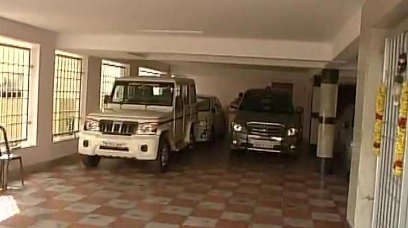 Income Tax officials on Wednesday raided Tamil Nadu Chief Secretary P Ram Mohana Rao's home. (Photo: ANI Twitter) Income Tax officials on Wednesday raided Tamil Nadu Chief Secretary P Ram Mohana Rao's home. (Photo: ANI Twitter)